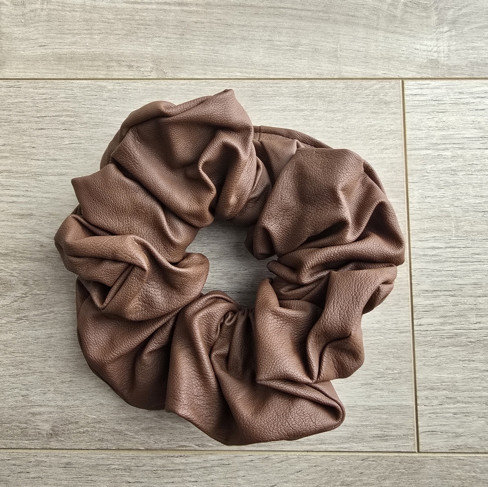 Large Scrunchie, 6"